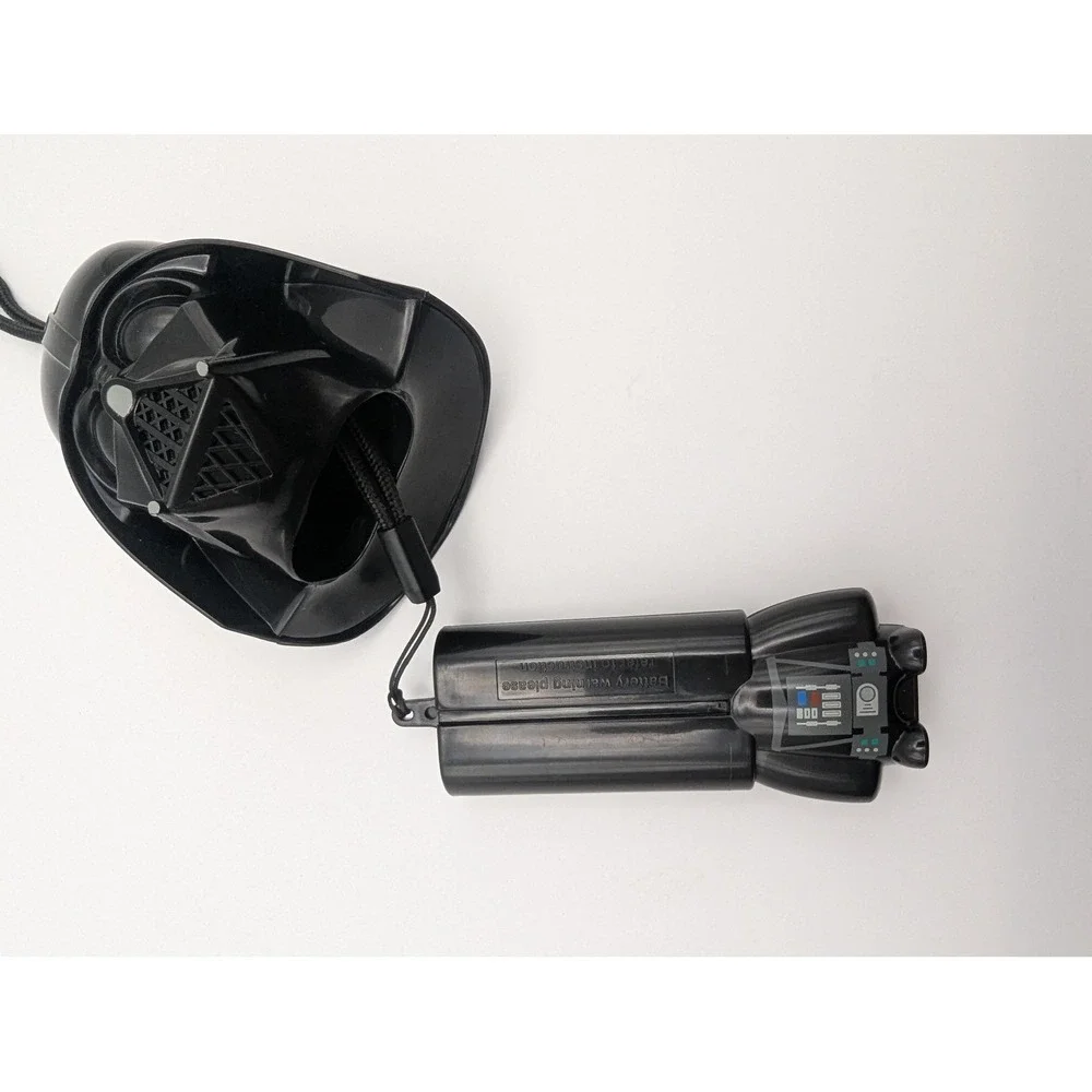 Star Wars Darth Vader Mighty Minis Micro USB Charger Power Bank Box Damaged
